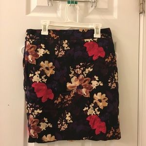 LOFT Flower pencil skirt